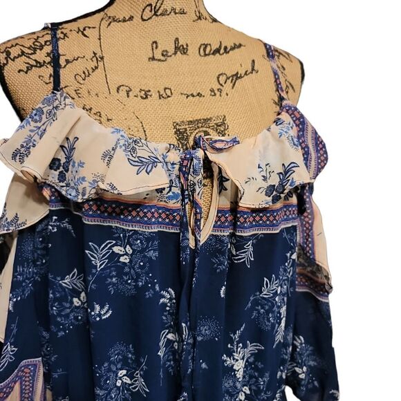 Liberty Love Floral Cold Shoulder Dress Size 2XL - Picture 7 of 11